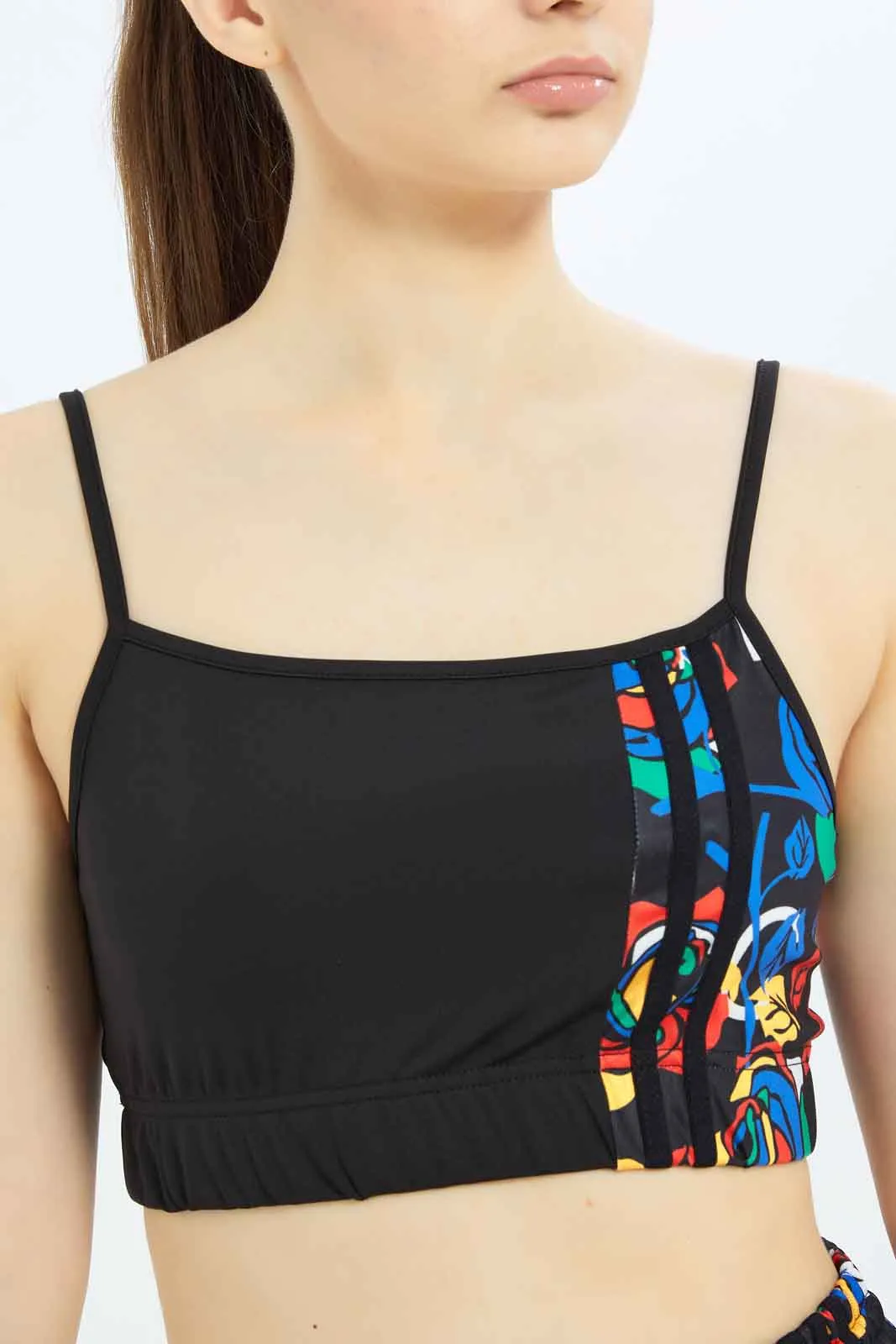 Women Black Strappy Printed Sports Bra